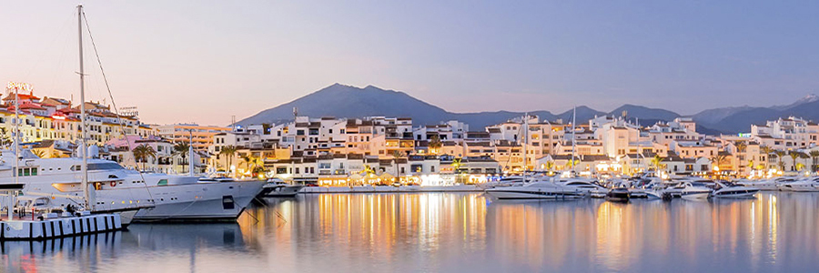 ¡Vamos de Vacaciones a Marbella! Sumérgete en la diversión con una Fiesta en Barco inolvidable